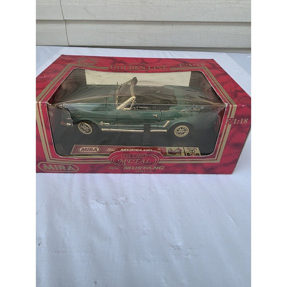 Ford Mustang 1964 1/2 Golden Line Collection 1:18 MIRA Die Cast MIB NEW